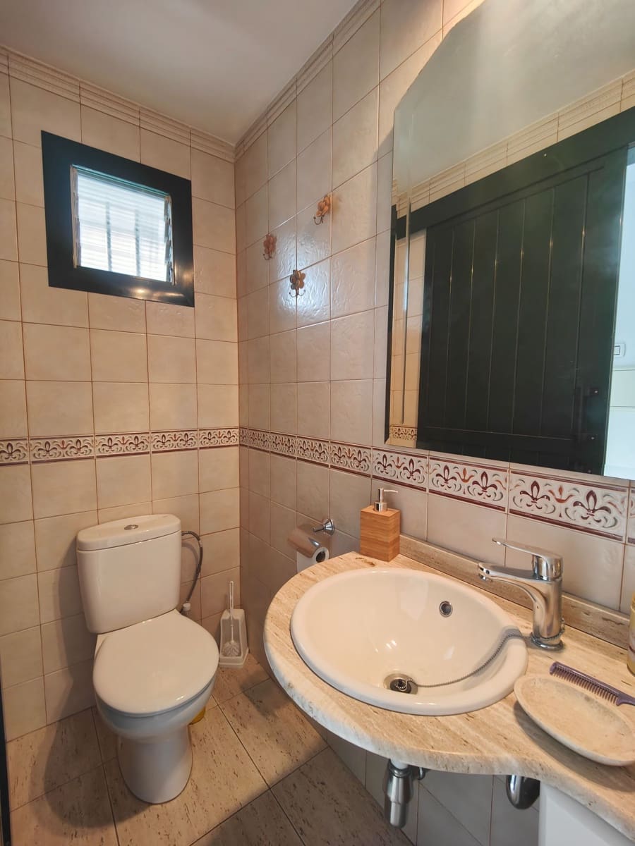 3 slaapkamer Huis te huur in Puerto Rico met zwembad garage - € 1.500 (Ref: 9999540)