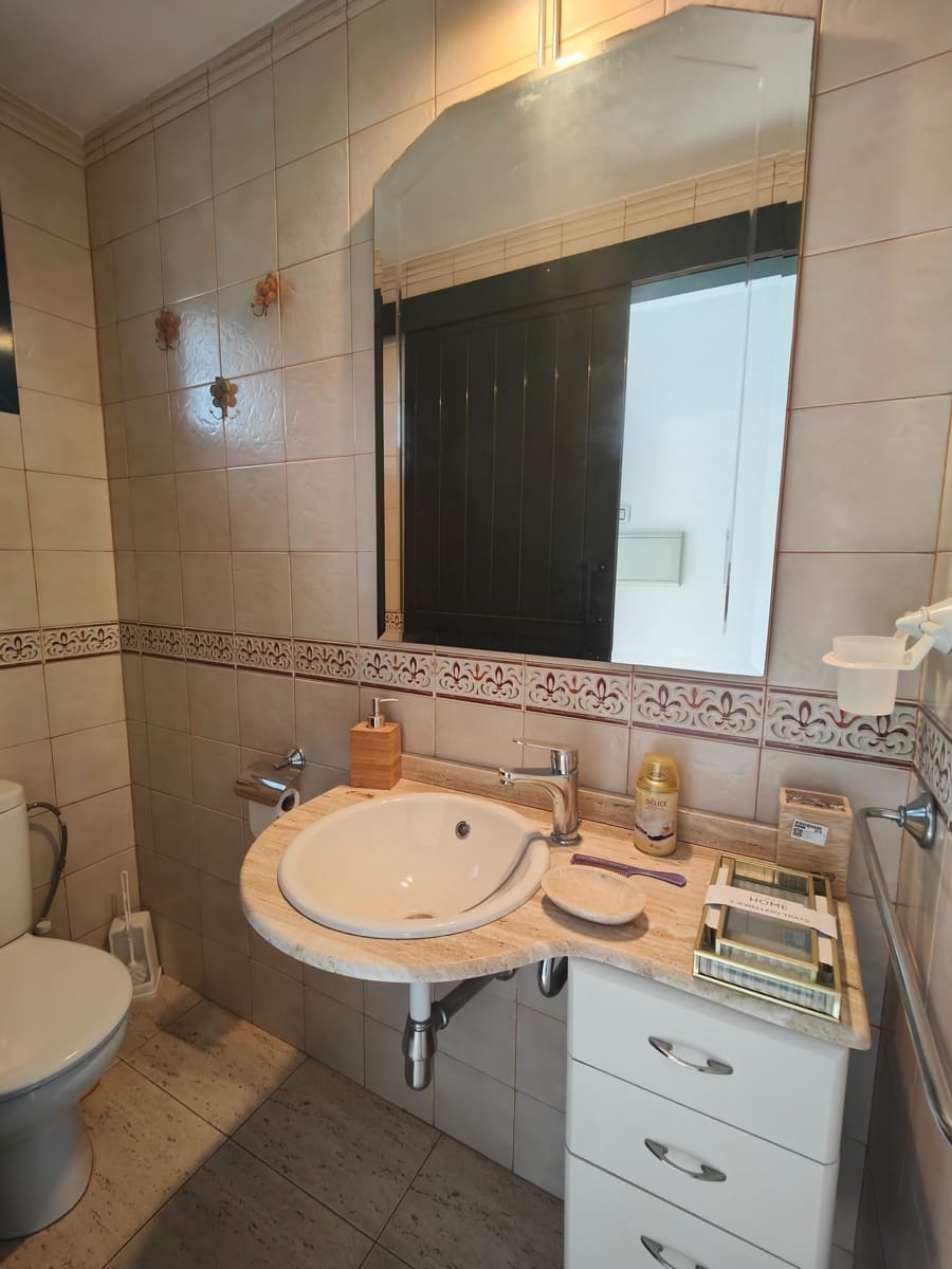 3 slaapkamer Huis te huur in Puerto Rico met zwembad garage - € 1.500 (Ref: 9999540)