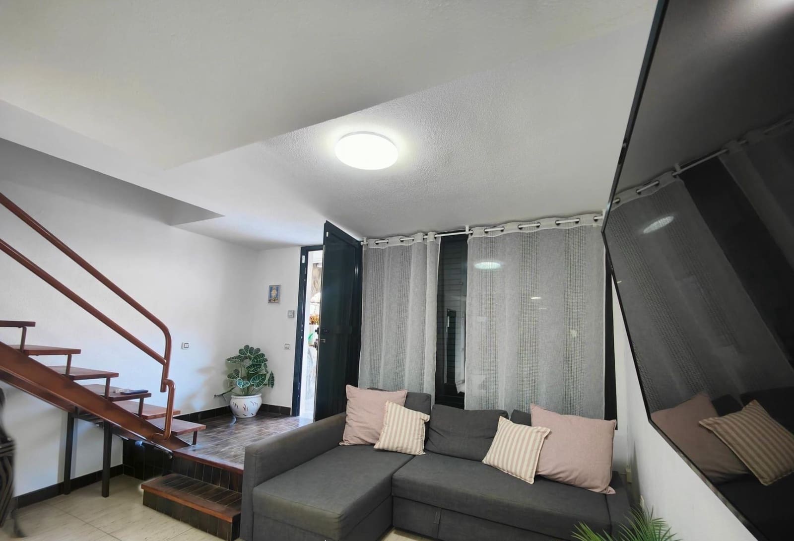3 slaapkamer Huis te huur in Puerto Rico met zwembad garage - € 1.500 (Ref: 9999540)