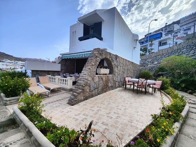 3 sovrum Hus att hyra i Puerto Rico, Mogán med pool garage - 1 500 € (Ref: 9999540)