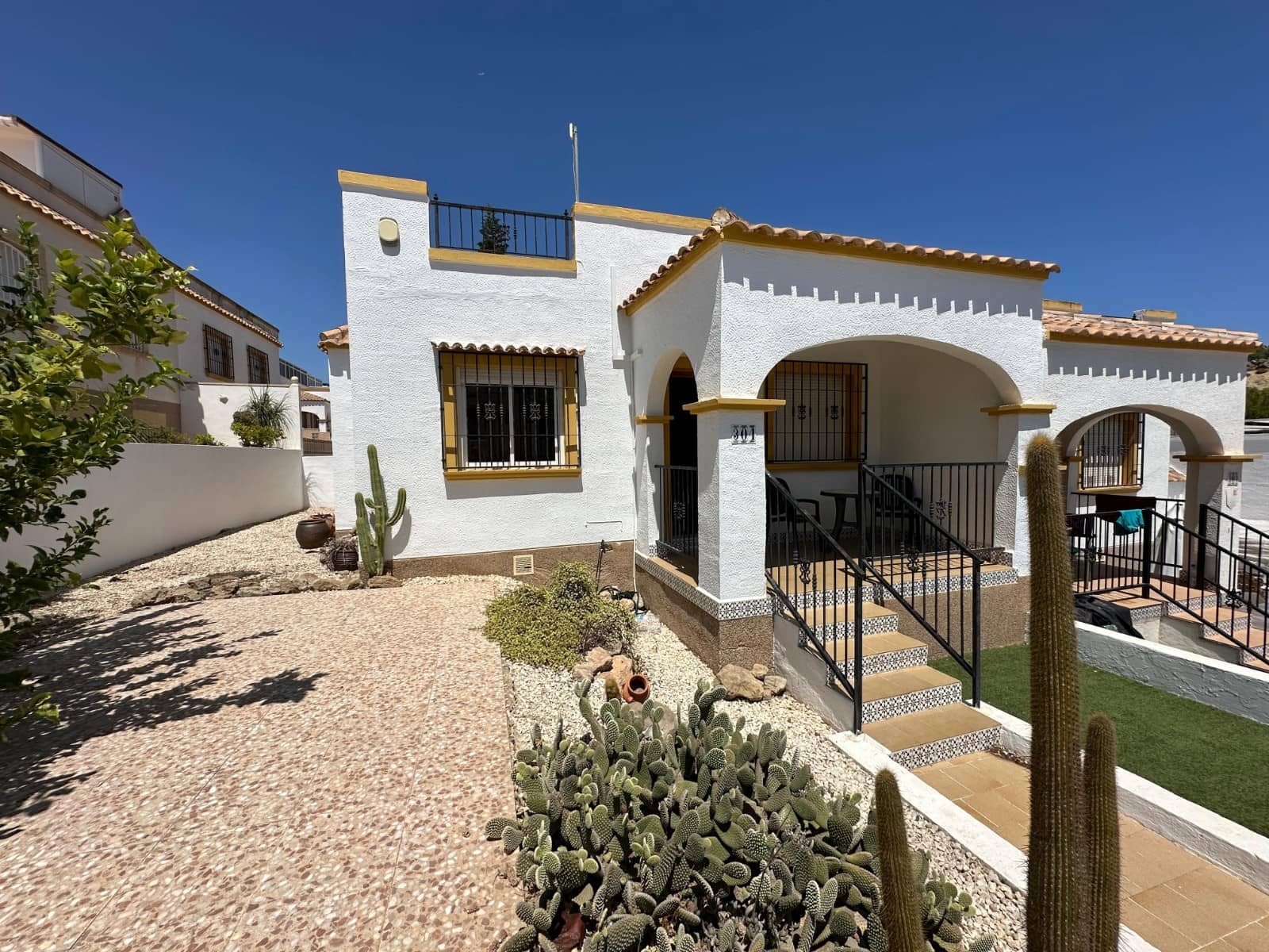 3 camera da letto Villa in vendita in La Marina con piscina garage - 170.000 € (Rif: 10004722)