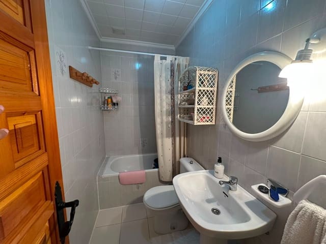 Casa de 2 habitaciones en La Marina, Elche / Elx en venta - 150.000 € (Ref: 10008017)