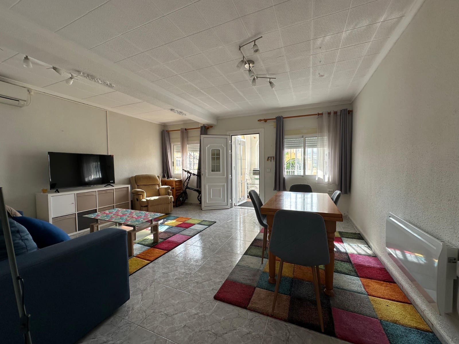 3 sypialnia Willa na sprzedaż w La Marina z basenem garażem - 250 000 € (Ref: 10024602)