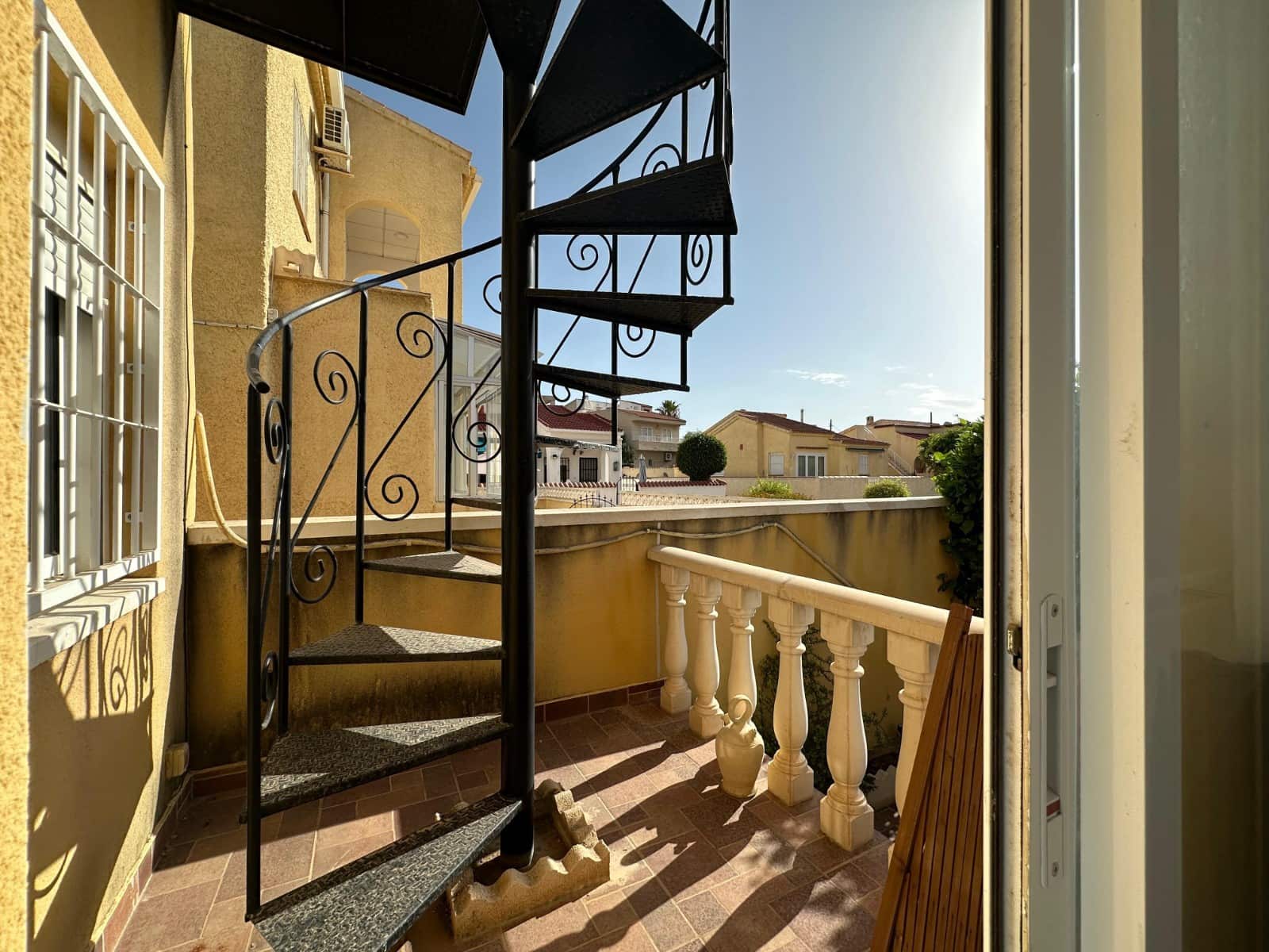 3 sypialnia Willa na sprzedaż w La Marina z basenem garażem - 250 000 € (Ref: 10024602)