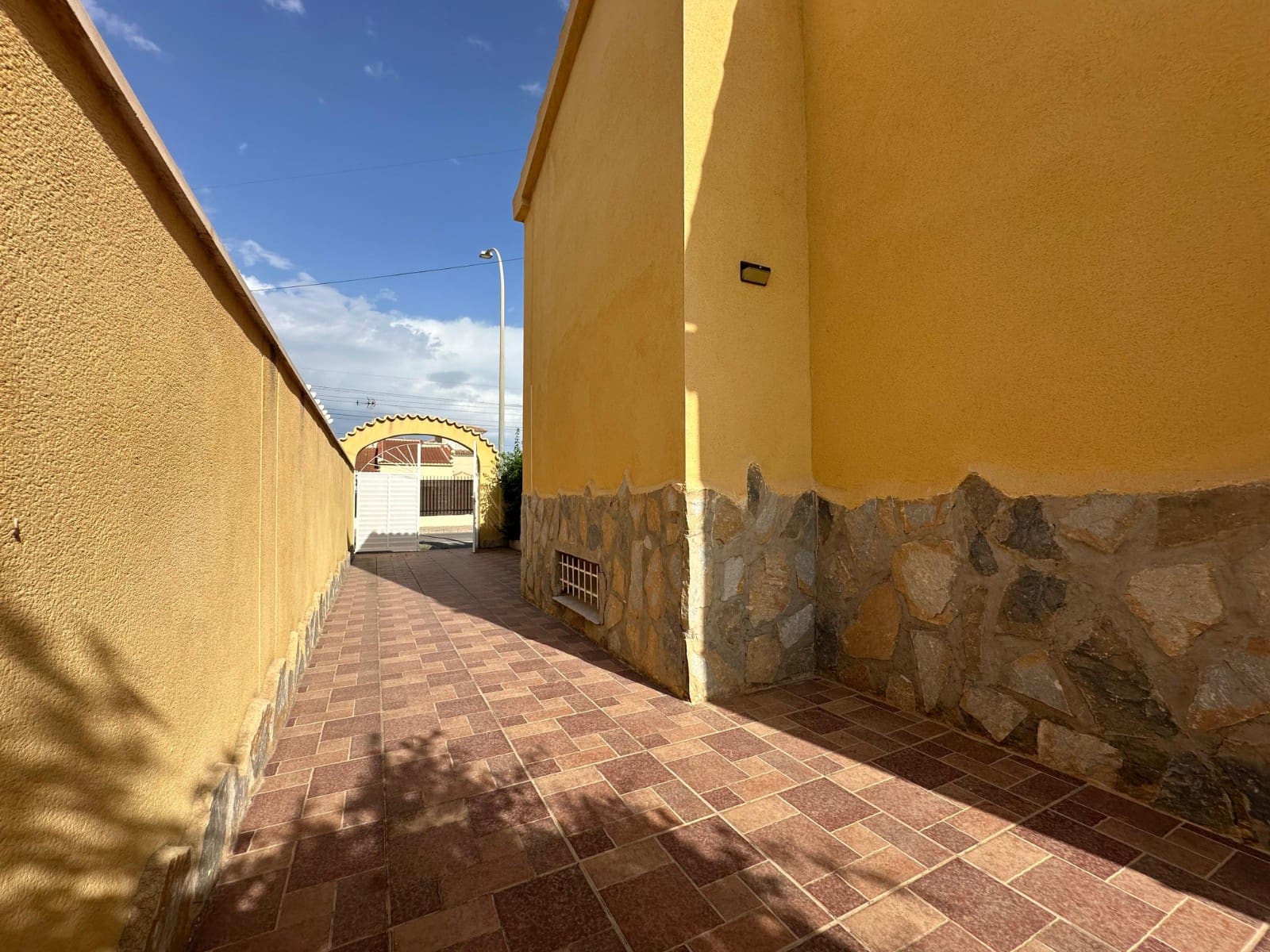 3 sypialnia Willa na sprzedaż w La Marina z basenem garażem - 250 000 € (Ref: 10024602)