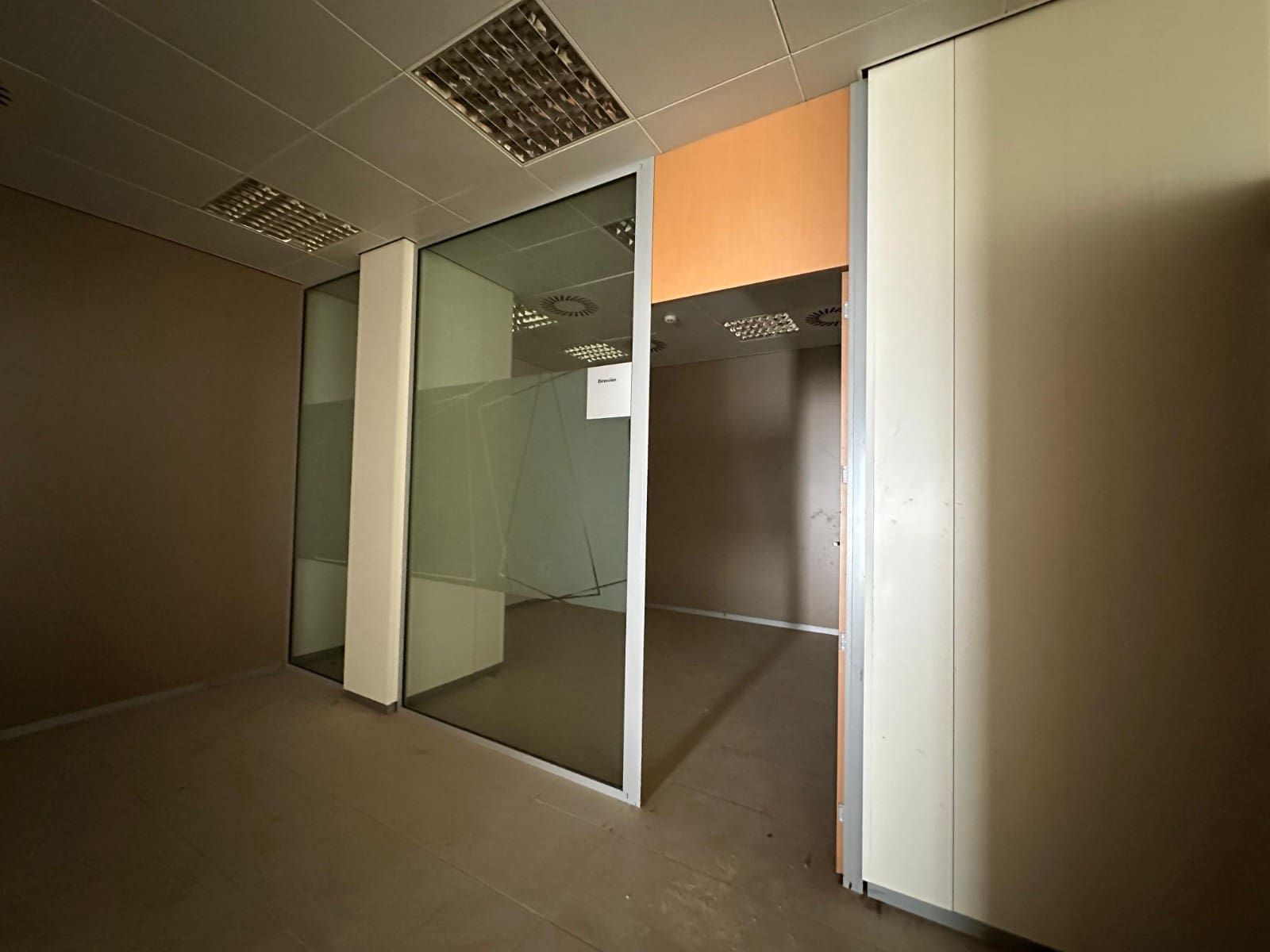 Comercial para venda em Daya Nueva - 150 000 € (Ref: 10045768)