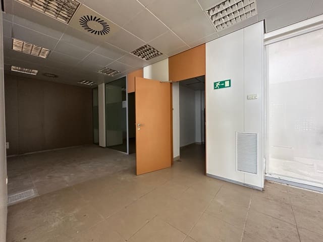 Kommersiell til salgs i Daya Nueva - € 150 000 (Ref: 10045768)
