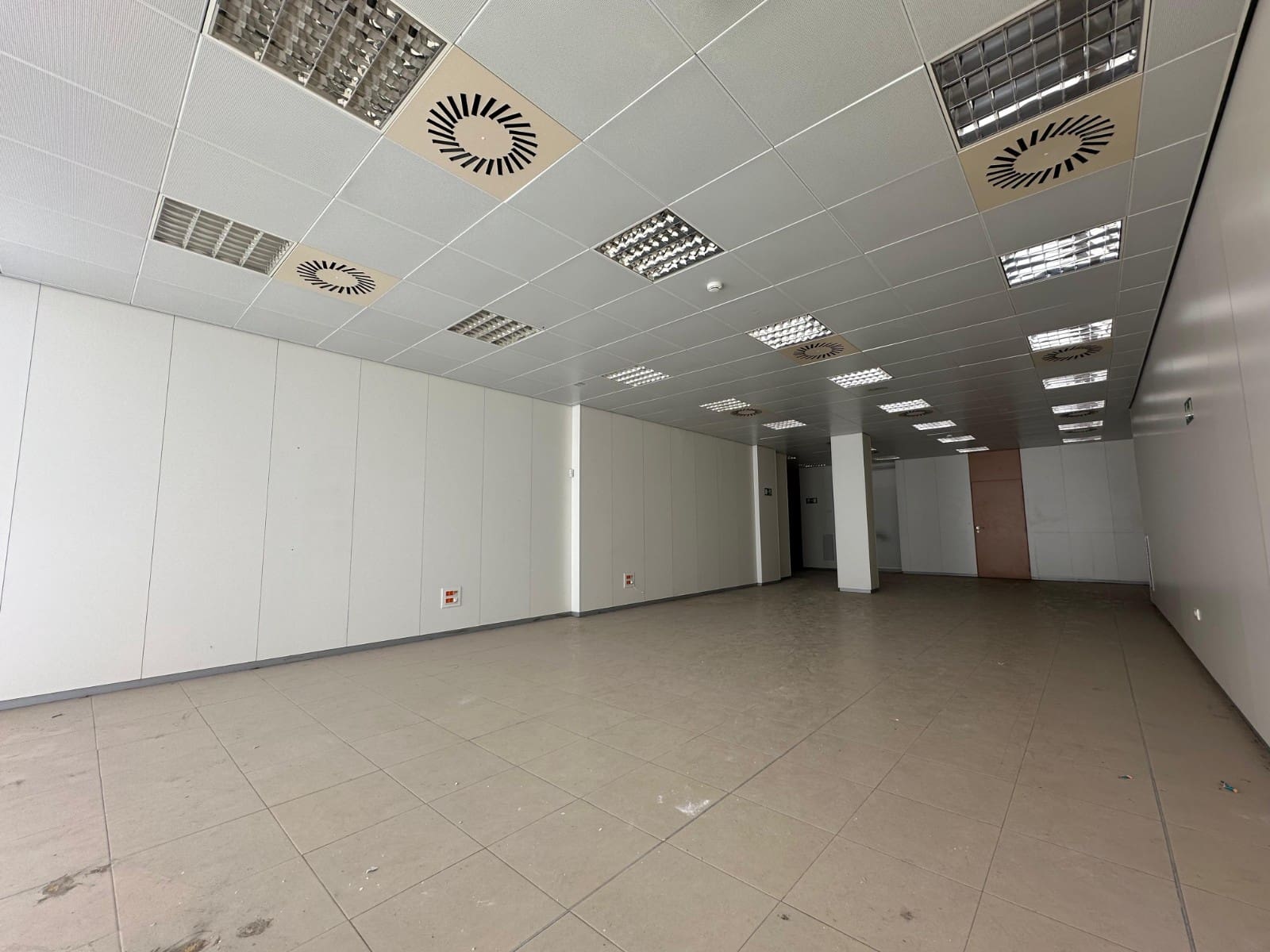 Comercial para venda em Daya Nueva - 150 000 € (Ref: 10045768)
