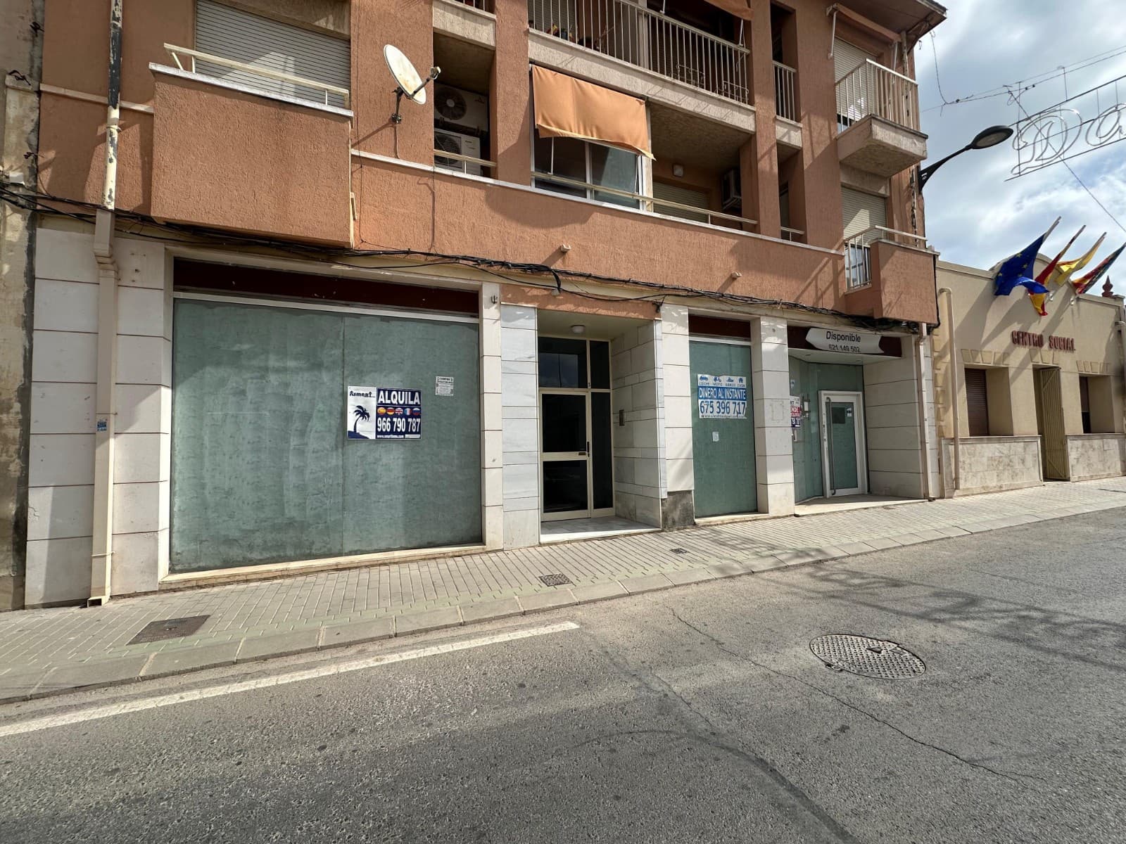 Comercial para venda em Daya Nueva - 150 000 € (Ref: 10045768)