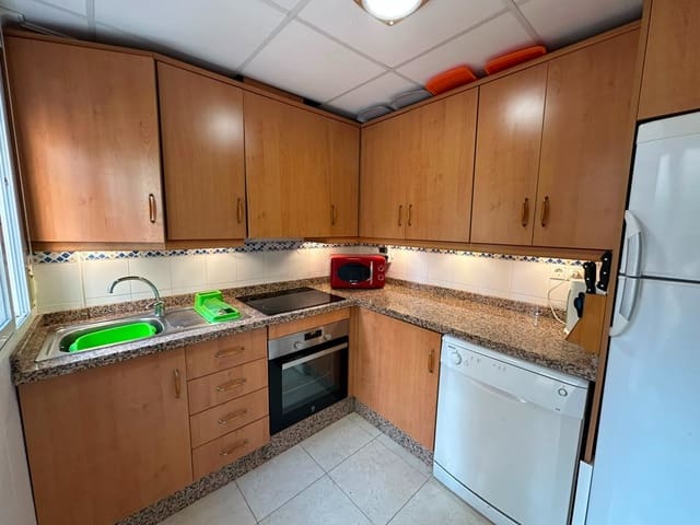 3 soveværelse Villa til salg i La Marina, Elche / Elx med swimmingpool - € 199.999 (Ref: 10057649)