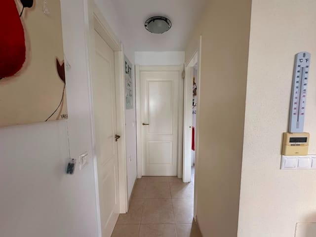 3 soveværelse Villa til salg i La Marina, Elche / Elx med swimmingpool - € 199.999 (Ref: 10057649)