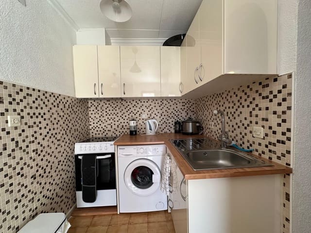 3 soverom Hus til salgs i La Marina, Elche / Elx - € 107 000 (Ref: 10073375)
