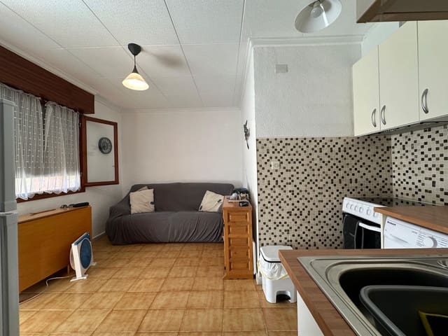 3 soverom Hus til salgs i La Marina, Elche / Elx - € 107 000 (Ref: 10073375)