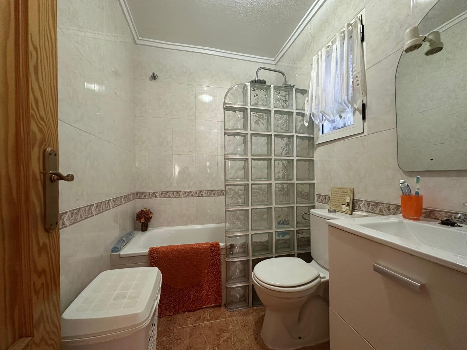 Chalet de 3 habitaciones en La Marina en venta con piscina garaje - 174.999 € (Ref: 10076834)