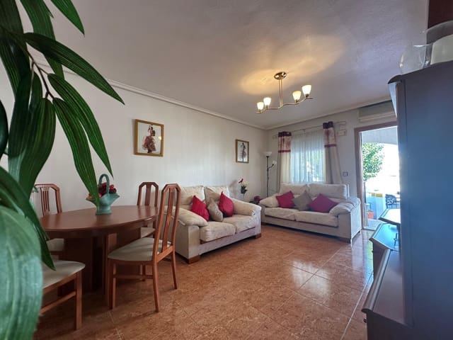 Chalet de 3 habitaciones en La Marina, Elche / Elx en venta con piscina garaje - 174.999 € (Ref: 10076834)