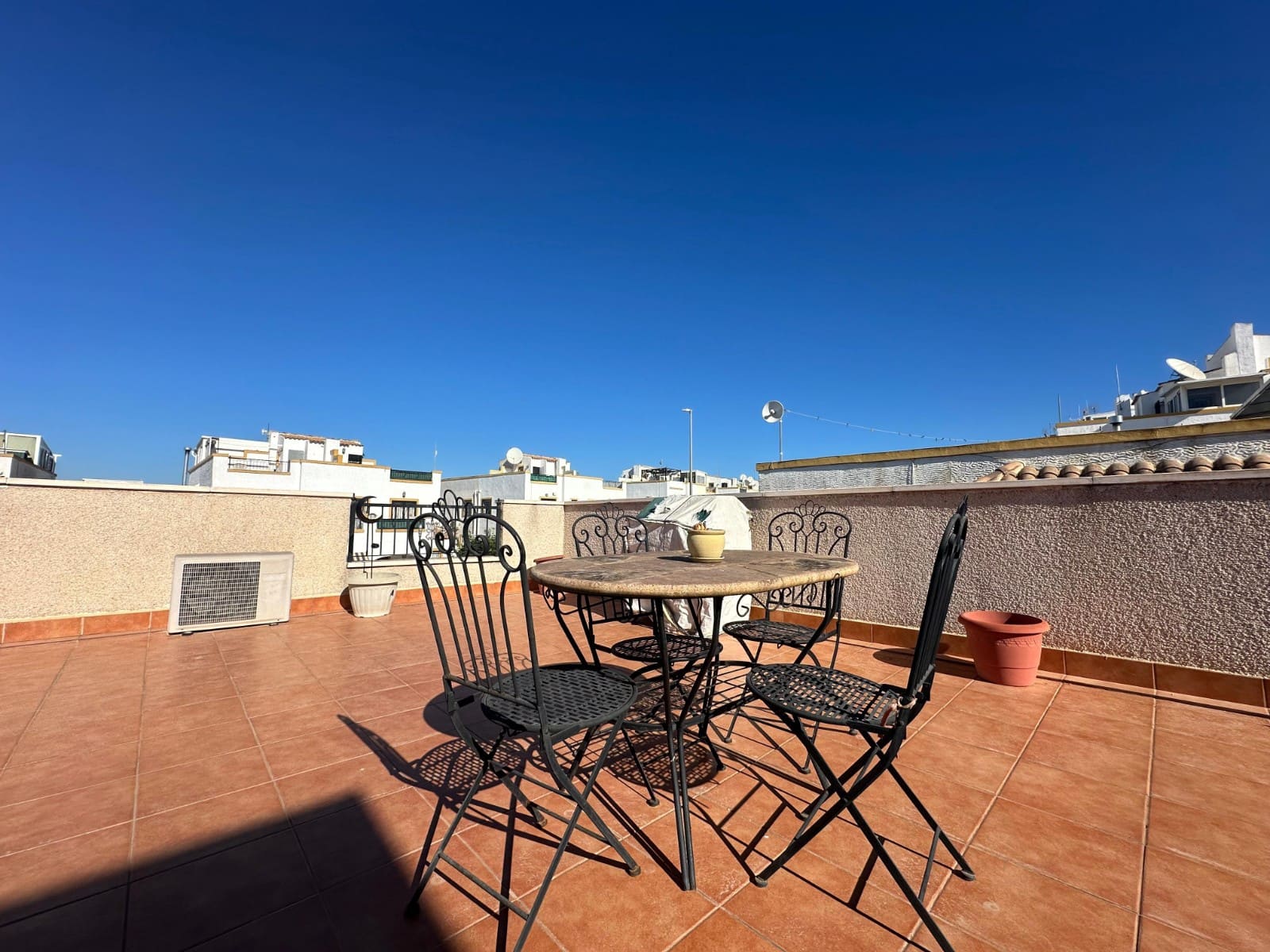 Chalet de 3 habitaciones en La Marina en venta con piscina garaje - 174.999 € (Ref: 10076834)