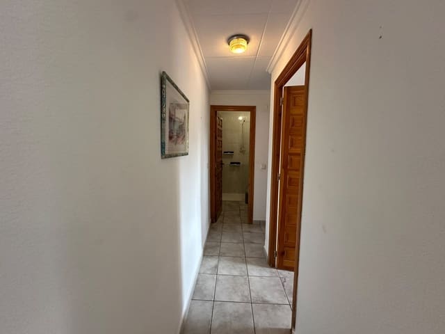 2 makuuhuone Omakotitalo myytävänä paikassa La Marina, Elche / Elx - 125 000 € (Ref: 10144764)