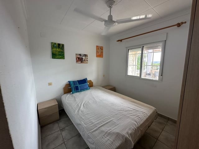 2 makuuhuone Omakotitalo myytävänä paikassa La Marina, Elche / Elx - 125 000 € (Ref: 10144764)