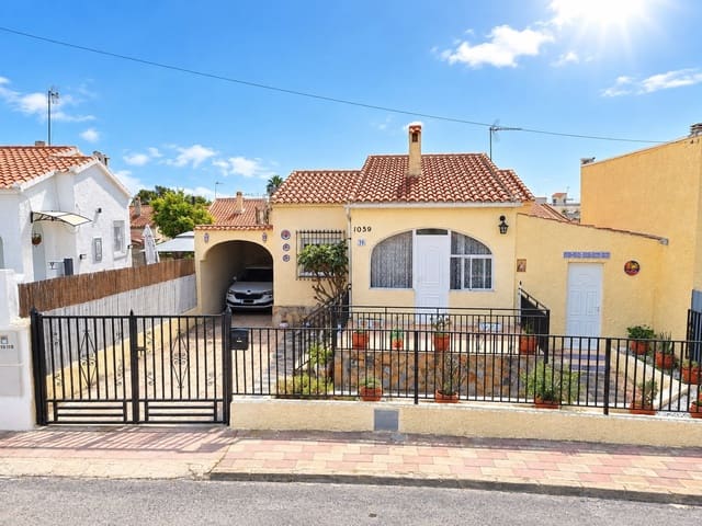 3 soveværelse Villa til salg i La Marina, Elche / Elx med garage - € 180.000 (Ref: 10155877)