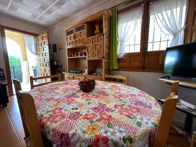 3 soveværelse Villa til salg i La Marina, Elche / Elx med garage - € 180.000 (Ref: 10155877)