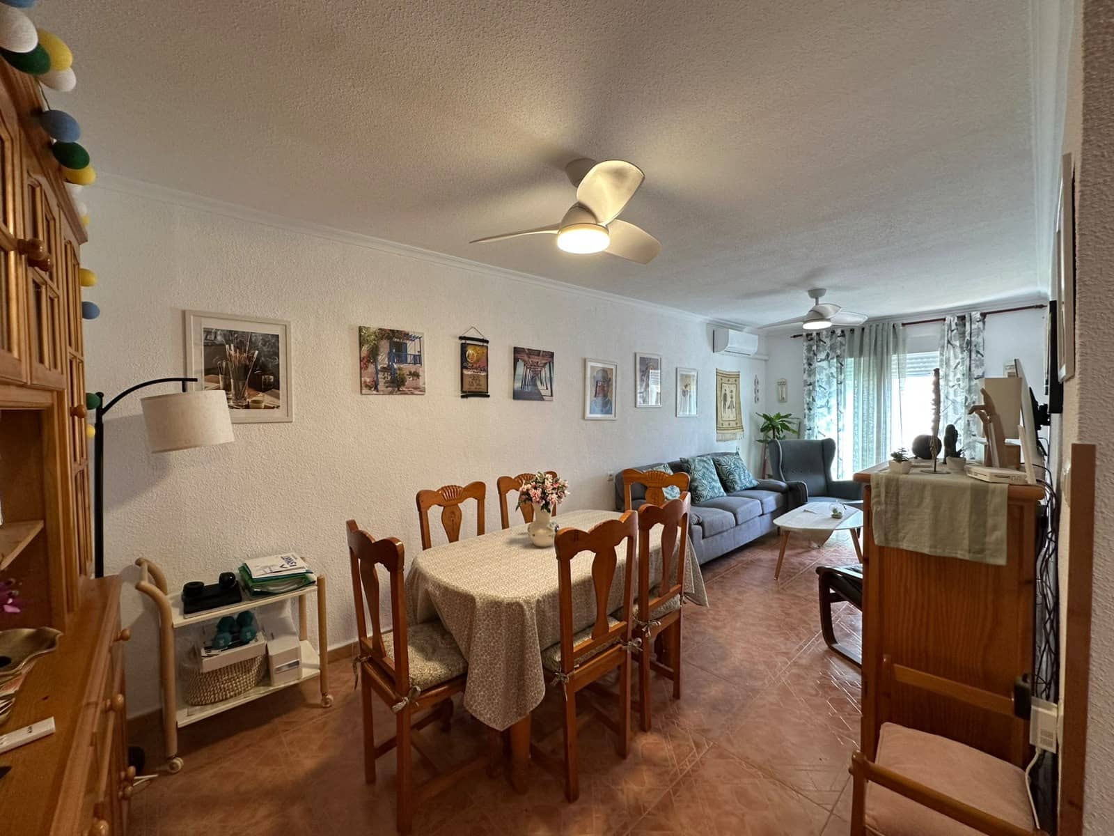 3 makuuhuone Omakotitalo myytävänä paikassa La Marina - 160 000 € (Ref: 10156177)