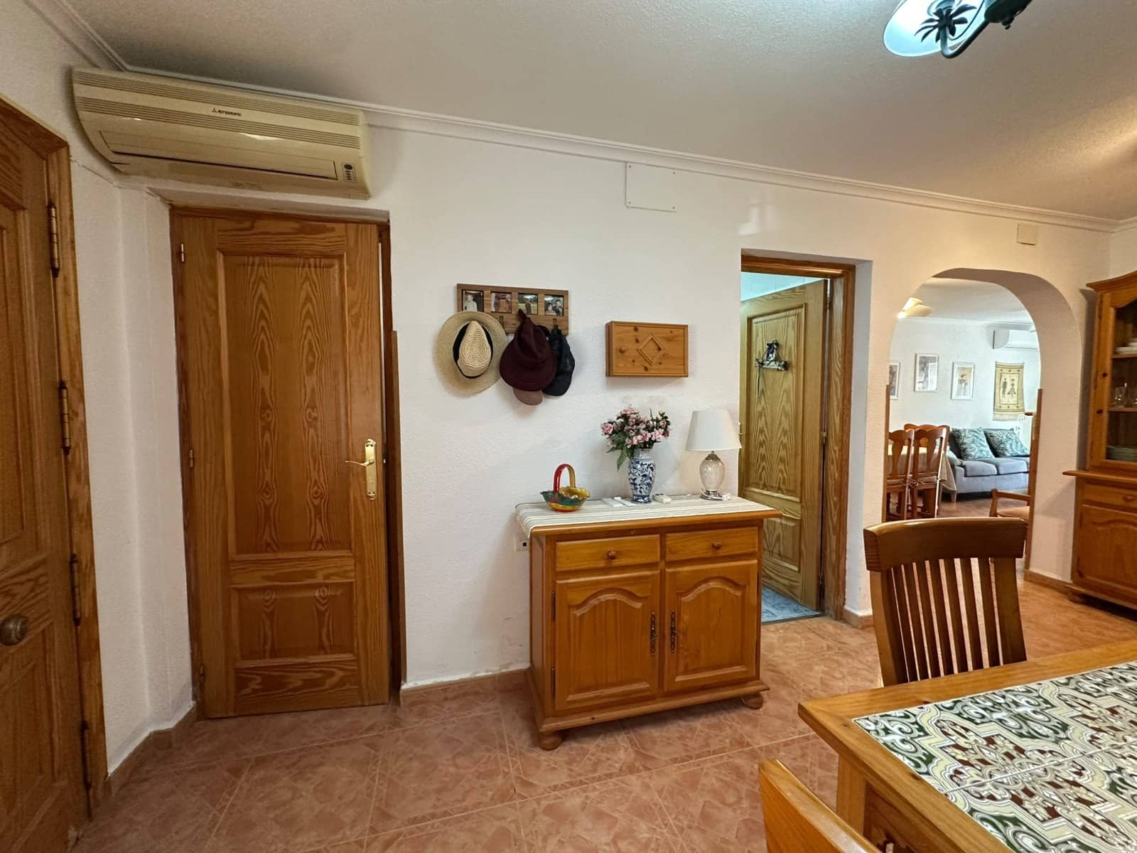 3 makuuhuone Omakotitalo myytävänä paikassa La Marina - 160 000 € (Ref: 10156177)