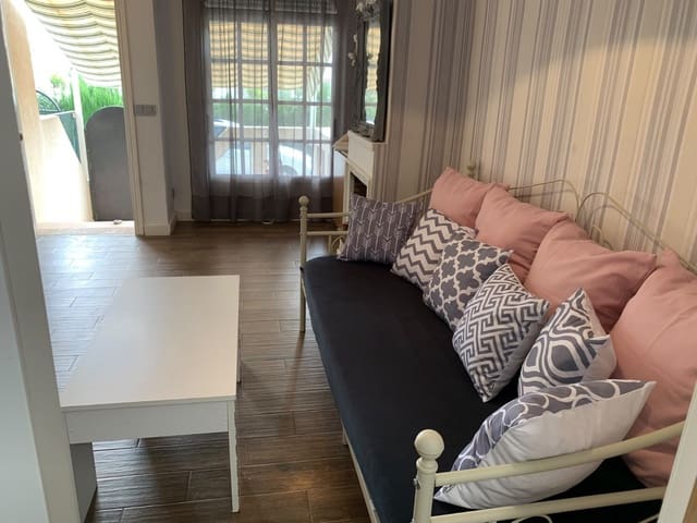 1 soveværelse Byhus til salg i La Marina, Elche / Elx med swimmingpool - € 107.000 (Ref: 10160104)