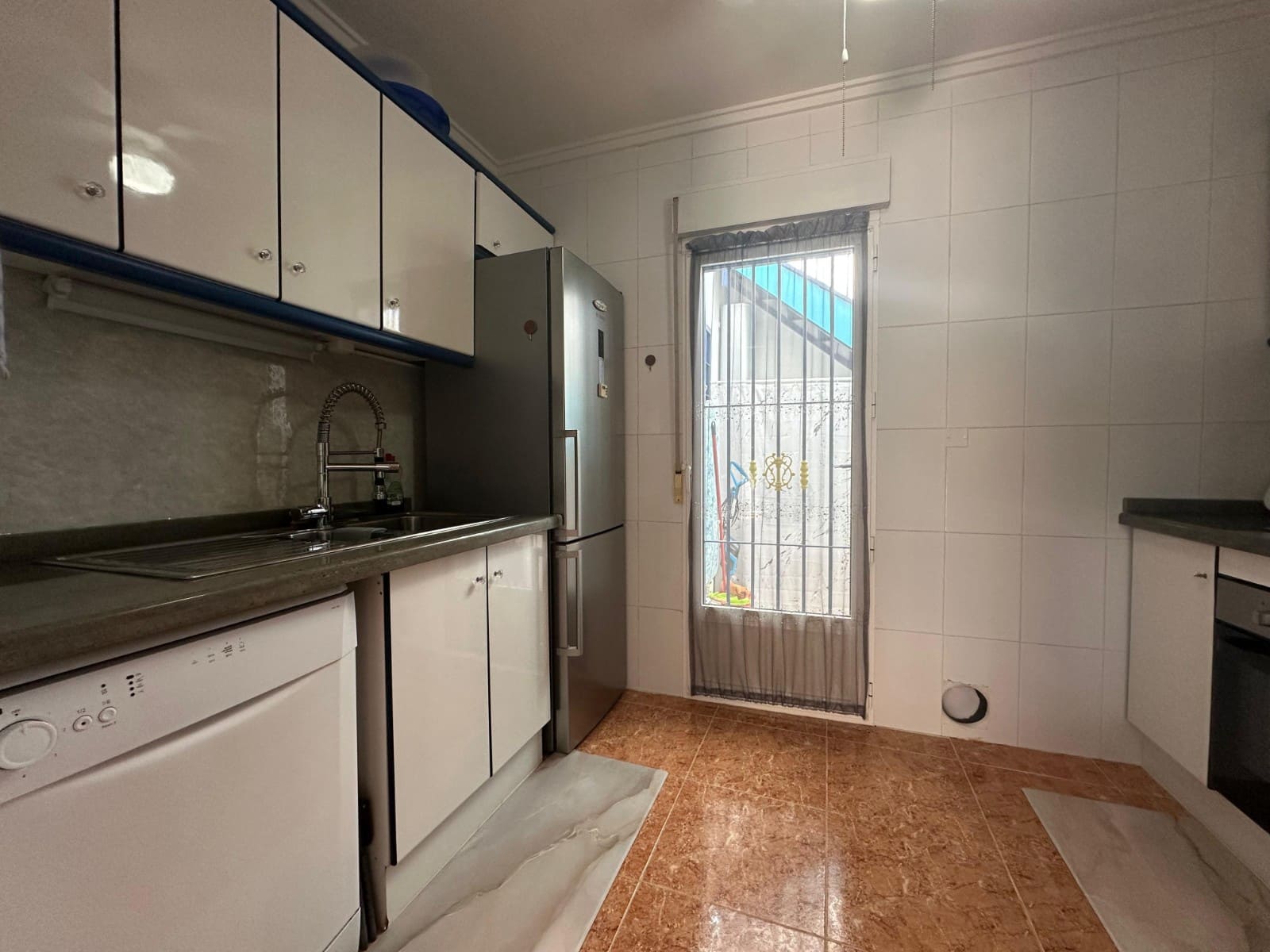3 slaapkamer Villa te koop in La Marina met zwembad garage - € 199.999 (Ref: 10179391)