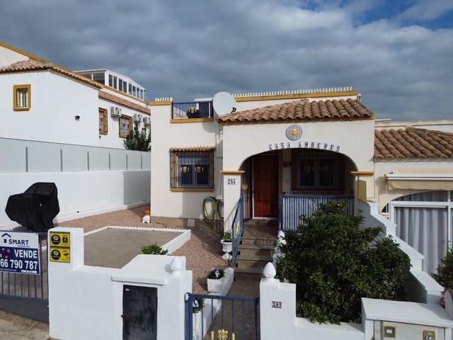 Chalet de 3 habitaciones en La Marina, Elche / Elx en venta con piscina garaje - 199.999 € (Ref: 10179391)