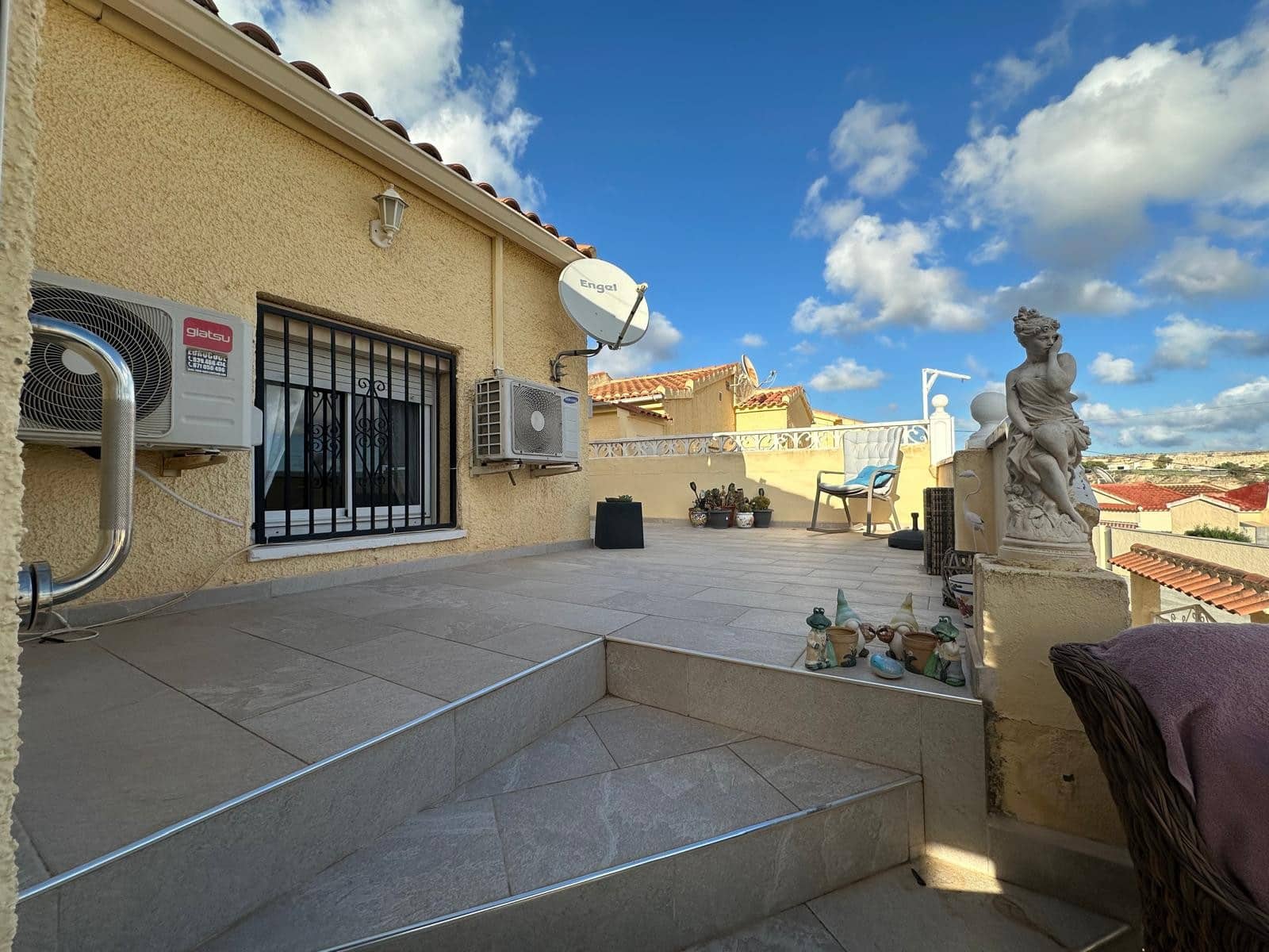 2 slaapkamer Villa te koop in La Marina met zwembad garage - € 250.000 (Ref: 10182224)