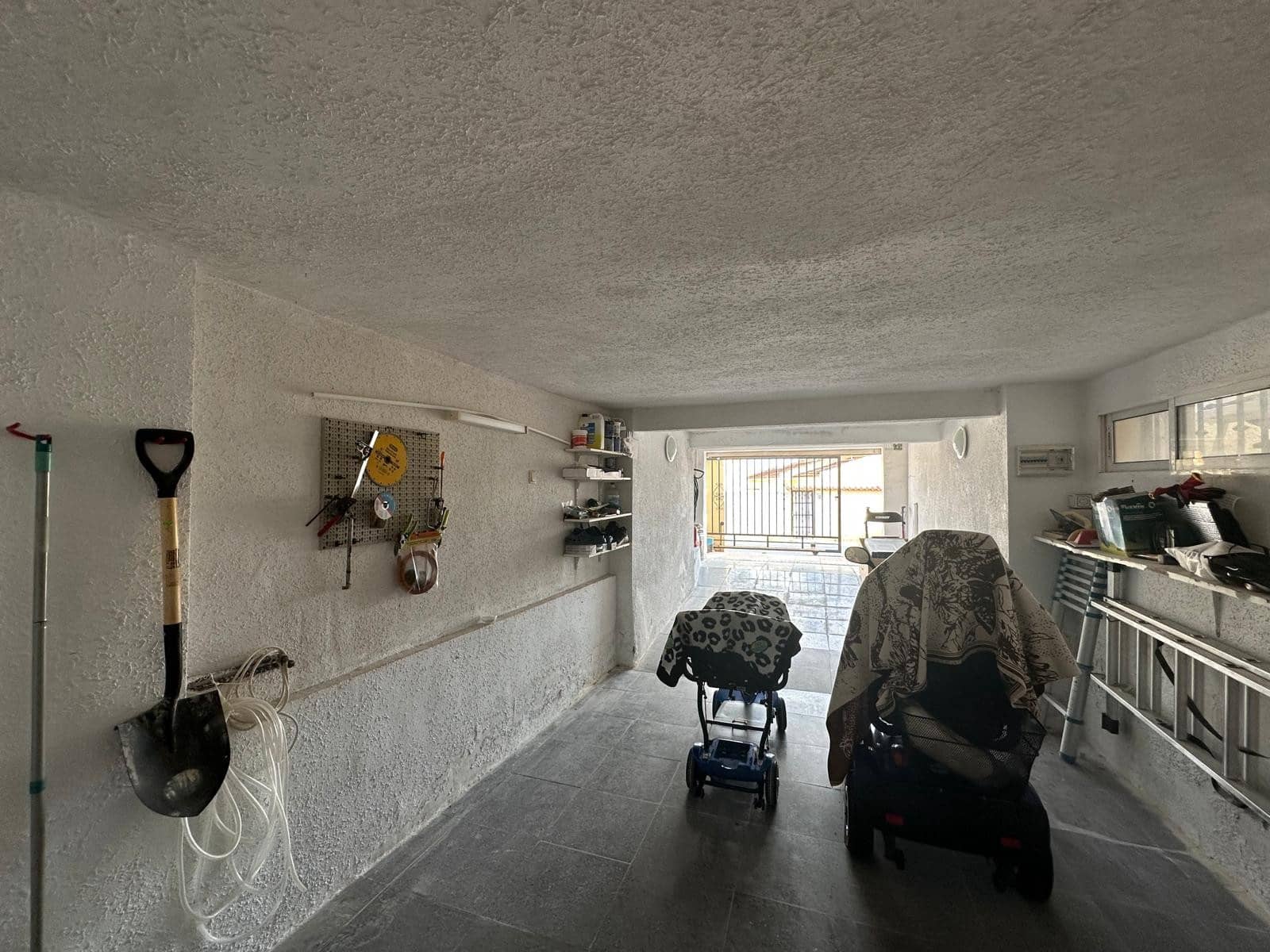 2 slaapkamer Villa te koop in La Marina met zwembad garage - € 250.000 (Ref: 10182224)