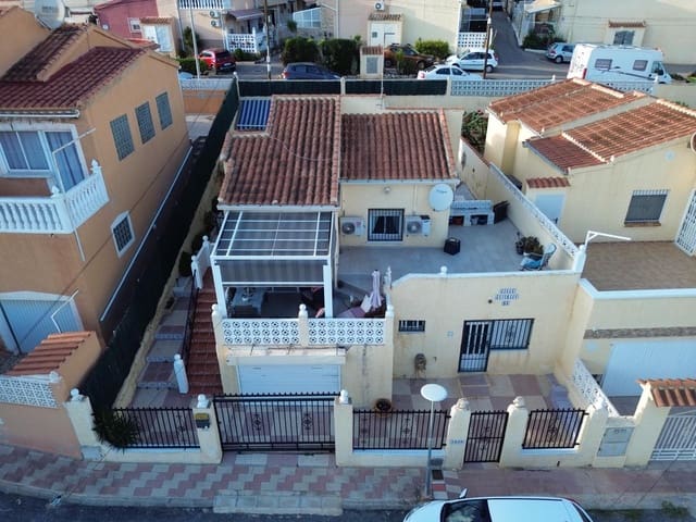 2 slaapkamer Villa te koop in La Marina, Elche / Elx met zwembad garage - € 250.000 (Ref: 10182224)