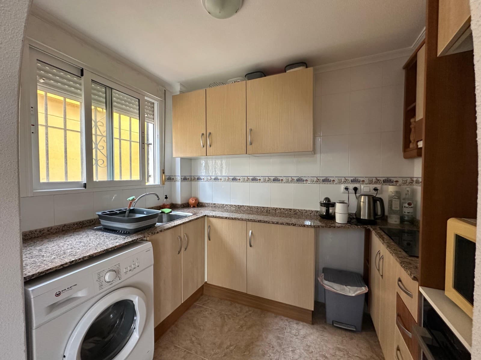 3 sypialnia Willa na sprzedaż w La Marina z basenem garażem - 195 000 € (Ref: 10183493)