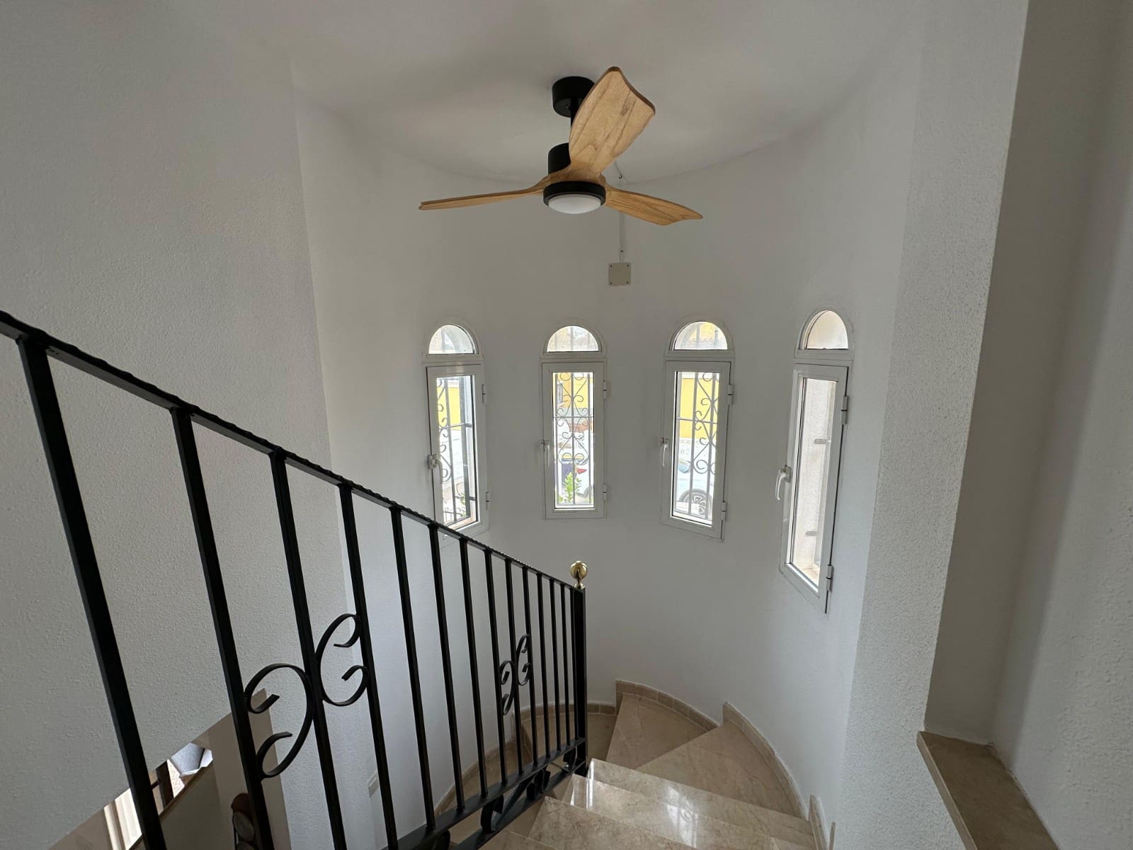 3 sypialnia Willa na sprzedaż w La Marina z basenem garażem - 195 000 € (Ref: 10183493)