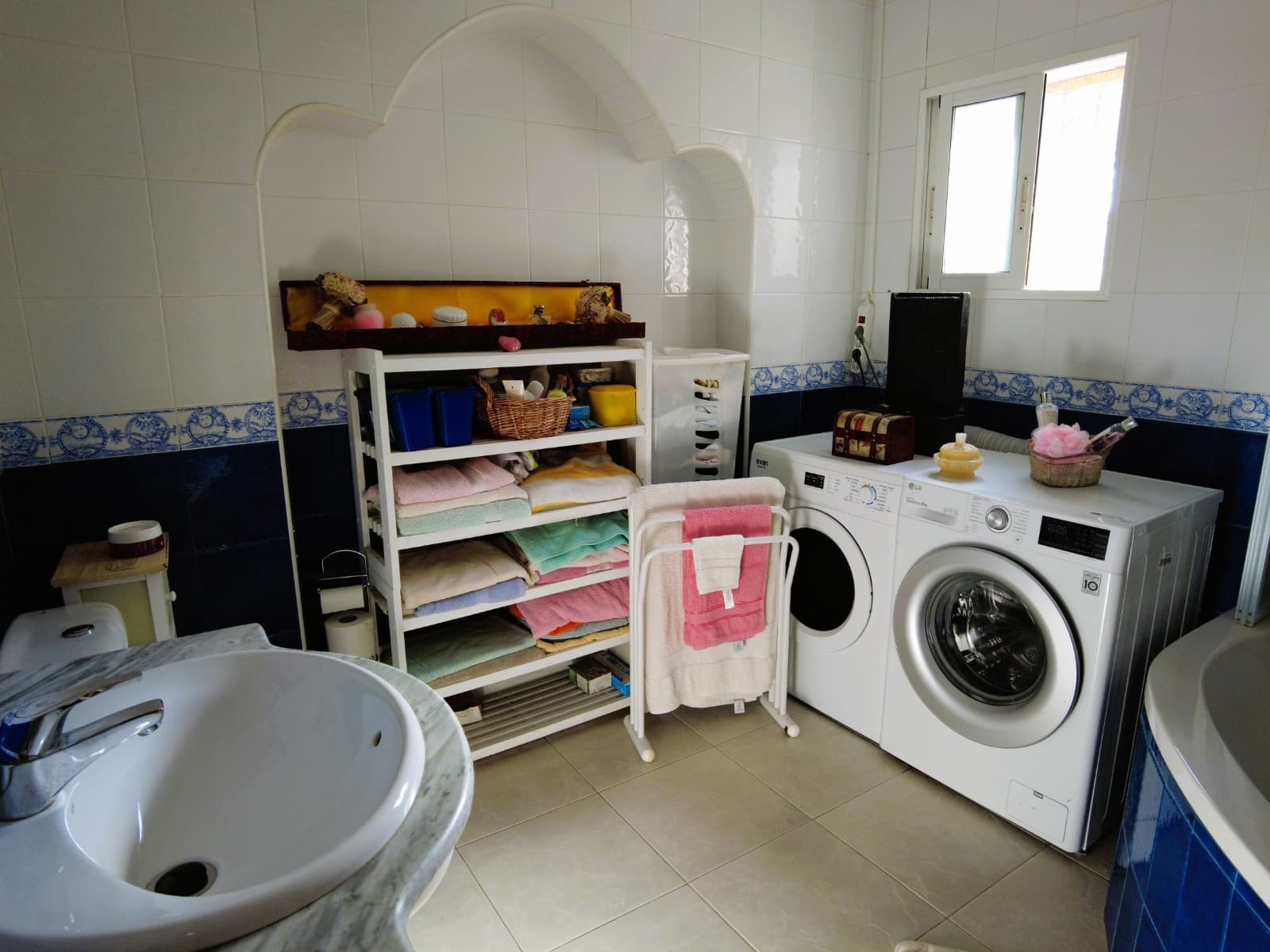 4 soveværelse Finca/Landehus til salg i Elche / Elx med swimmingpool - € 395.000 (Ref: 3595412)