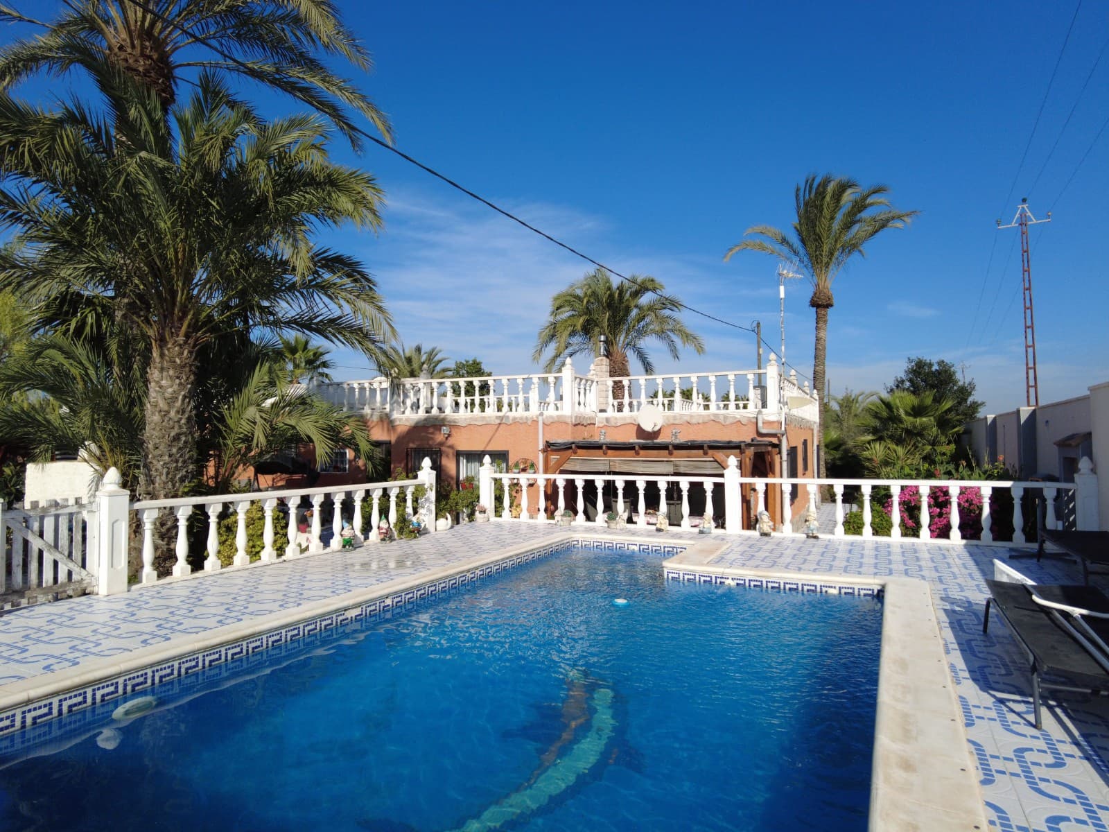 4 soveværelse Finca/Landehus til salg i Elche / Elx med swimmingpool - € 395.000 (Ref: 3595412)