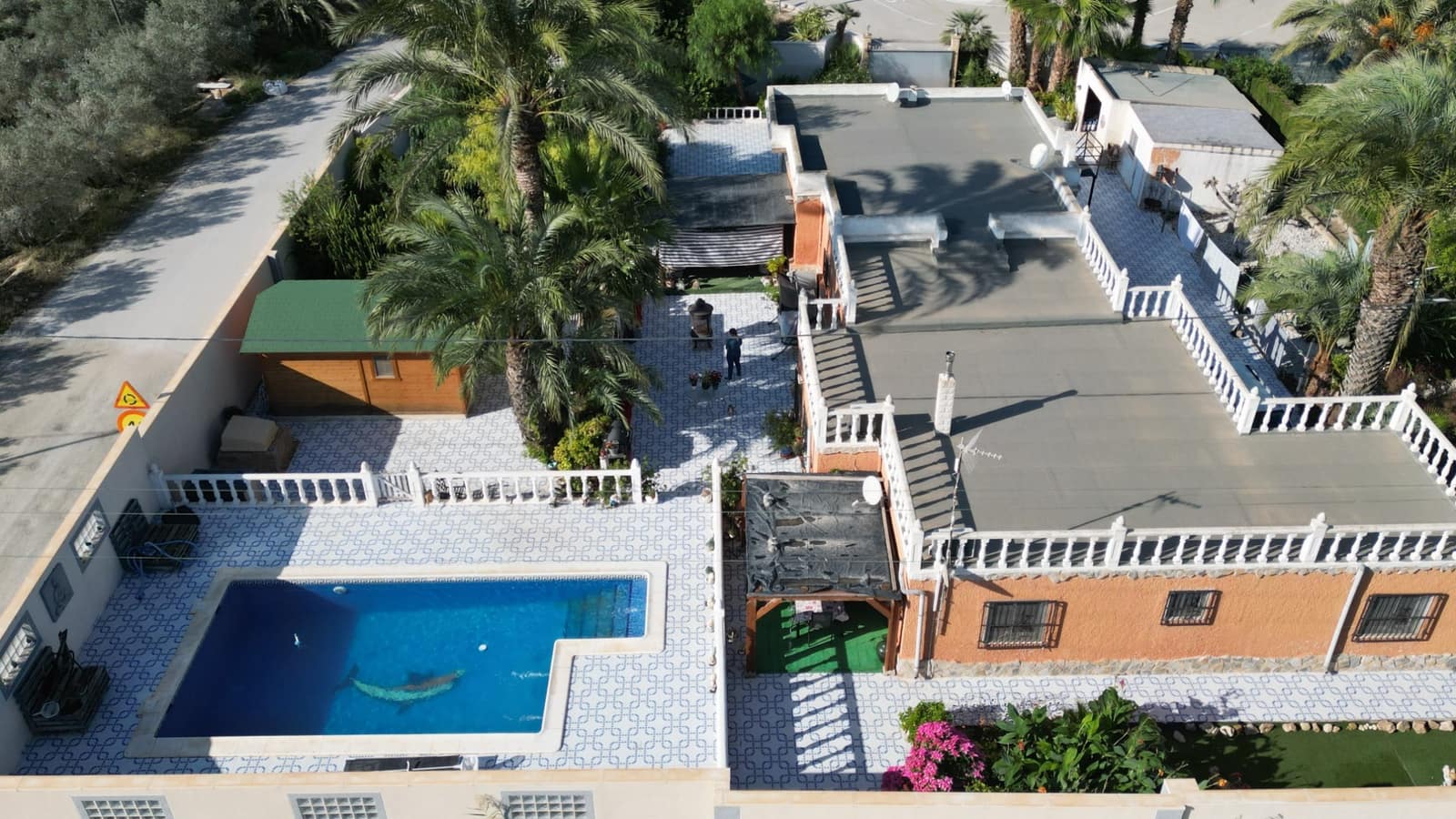 4 soveværelse Finca/Landehus til salg i Elche / Elx med swimmingpool - € 395.000 (Ref: 3595412)