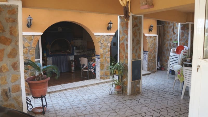 3 bedroom Semi-detached Villa for sale in Rojales with garage - € 180,000 (Ref: 4918916)