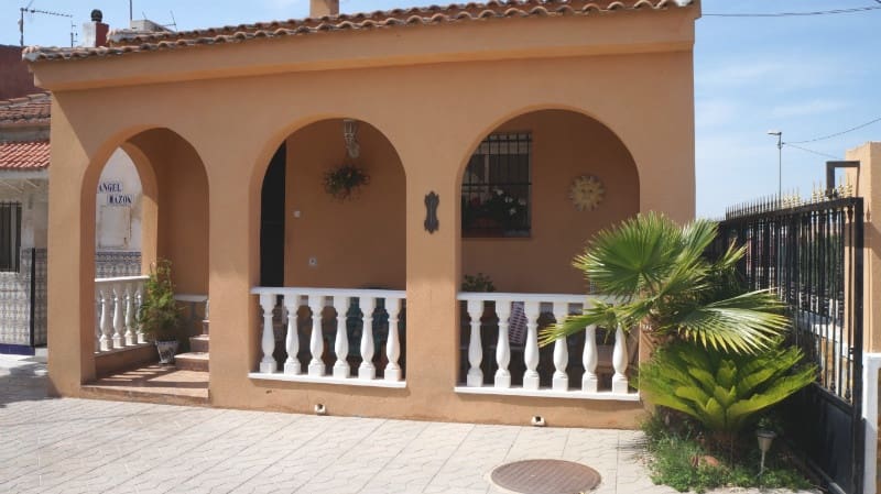 3 bedroom Semi-detached Villa for sale in Rojales with garage - € 180,000 (Ref: 4918916)