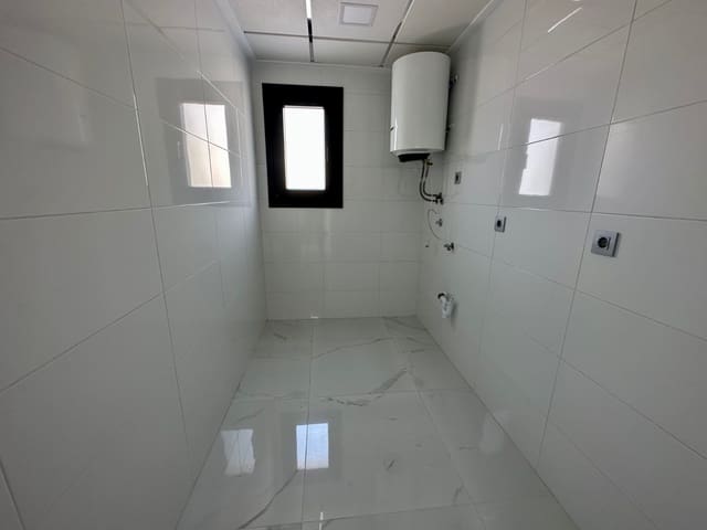 3 slaapkamer Villa te koop in La Marina, Elche / Elx met zwembad - € 455.000 (Ref: 4918940)