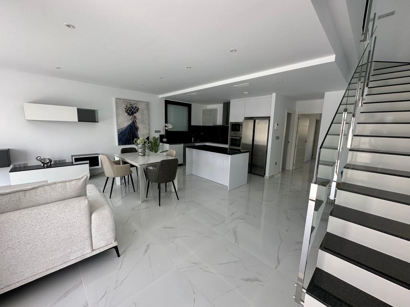 3 Zimmer Villa zu verkaufen in La Marina mit Pool - 455.000 € (Ref: 4918940)