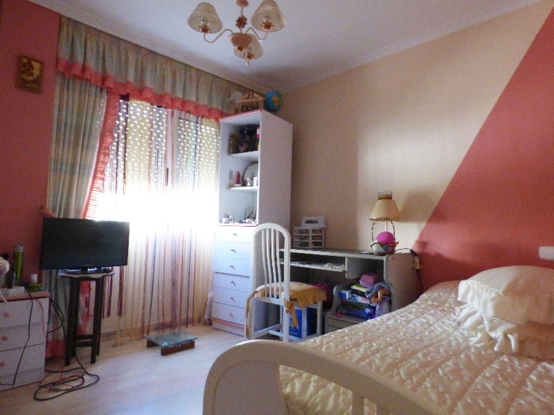 3 quarto Moradia para venda em La Marquesa - 340 000 € (Ref: 4919005)