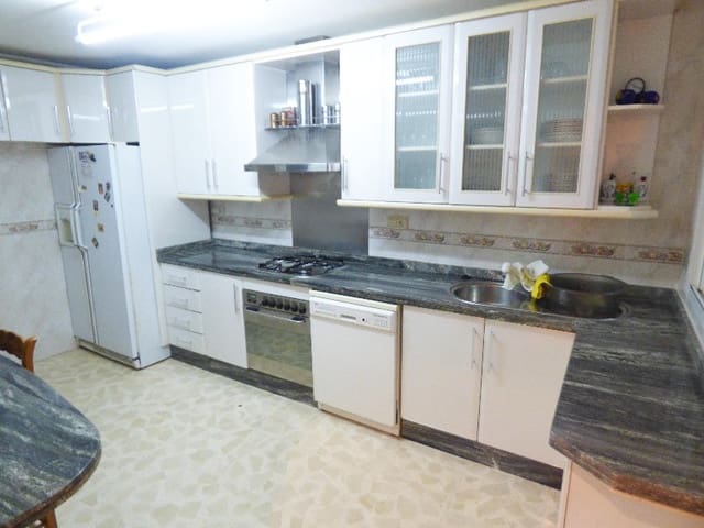 3 bedroom Commercial for sale in La Marina, Elche / Elx - € 525,000 (Ref: 4919017)