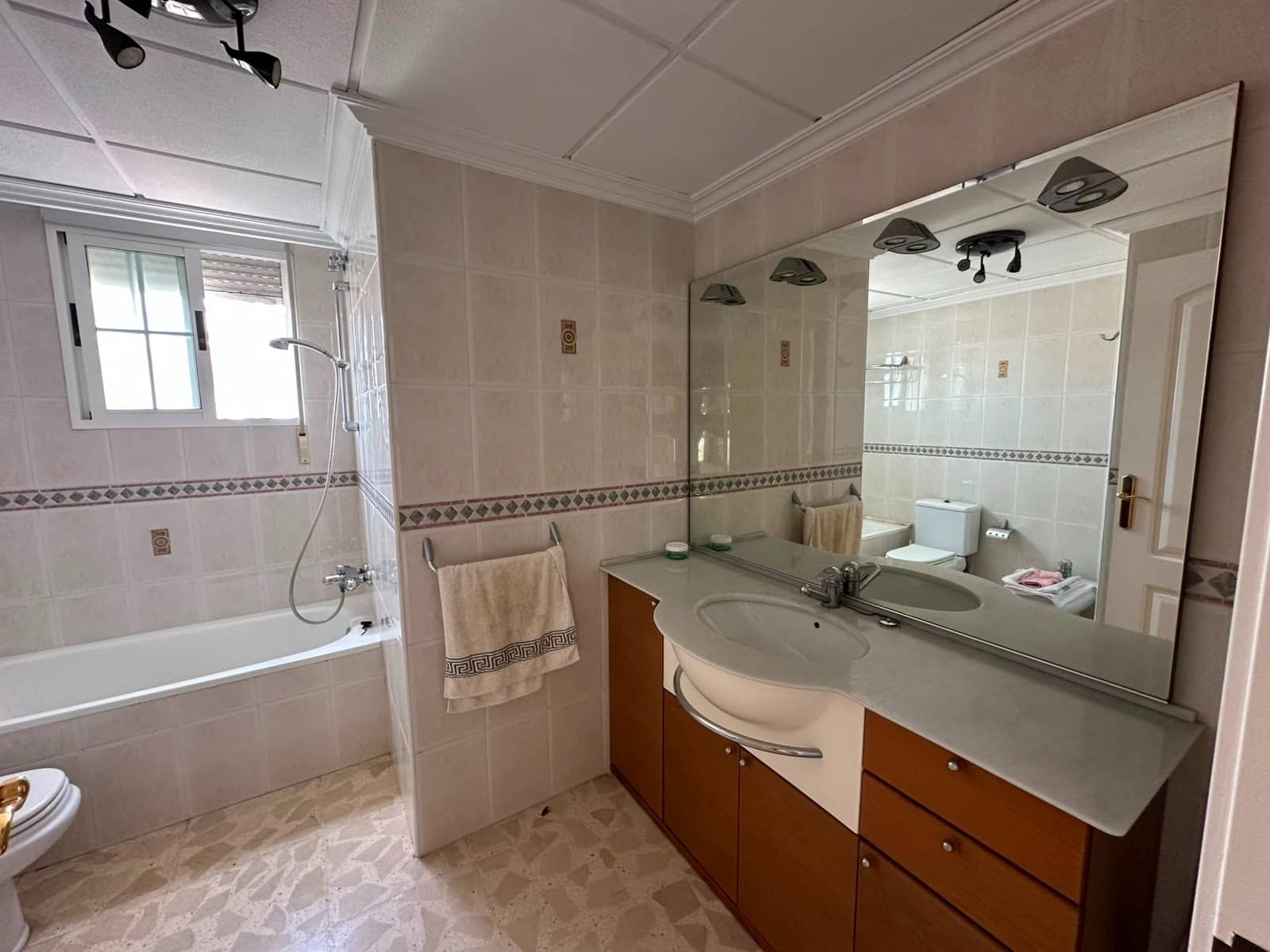3 soverom Kommersiell til salgs i La Marina - € 525 000 (Ref: 4919017)