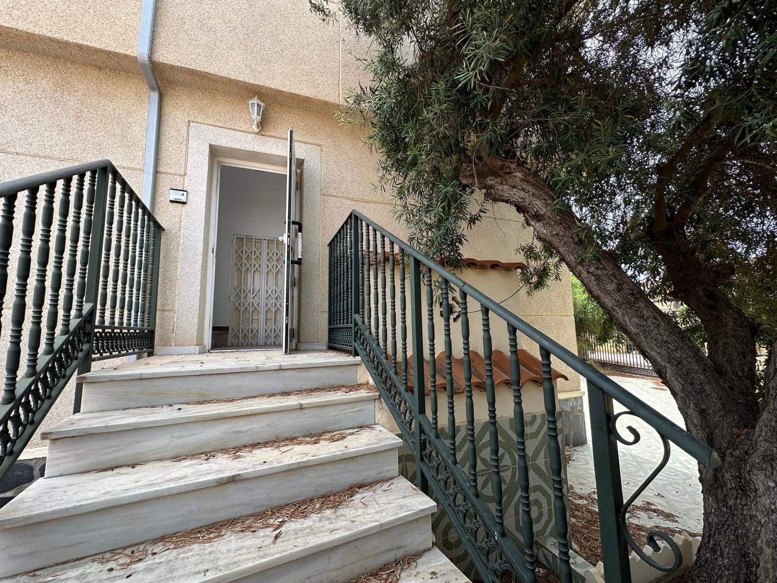 3 soverom Kommersiell til salgs i La Marina - € 525 000 (Ref: 4919017)