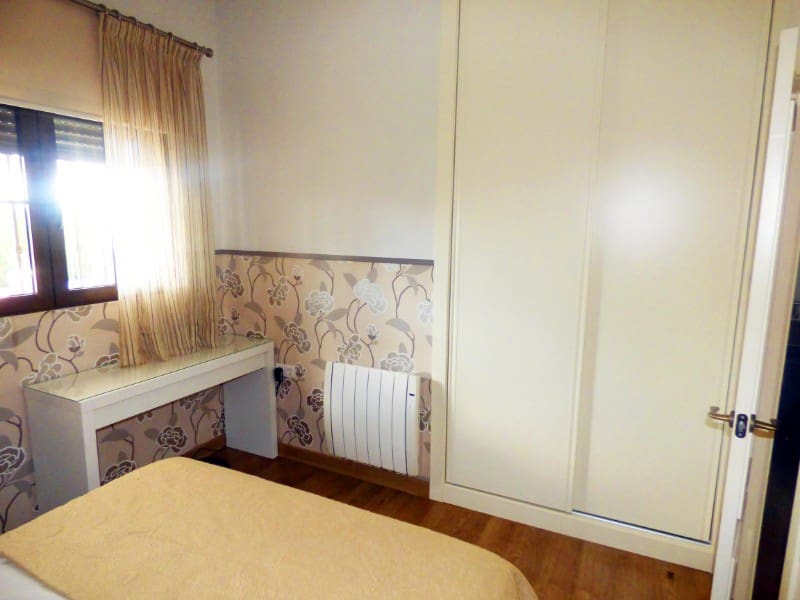 Chalet de 3 habitaciones en La Marina en venta con piscina - 495.000 € (Ref: 4919343)