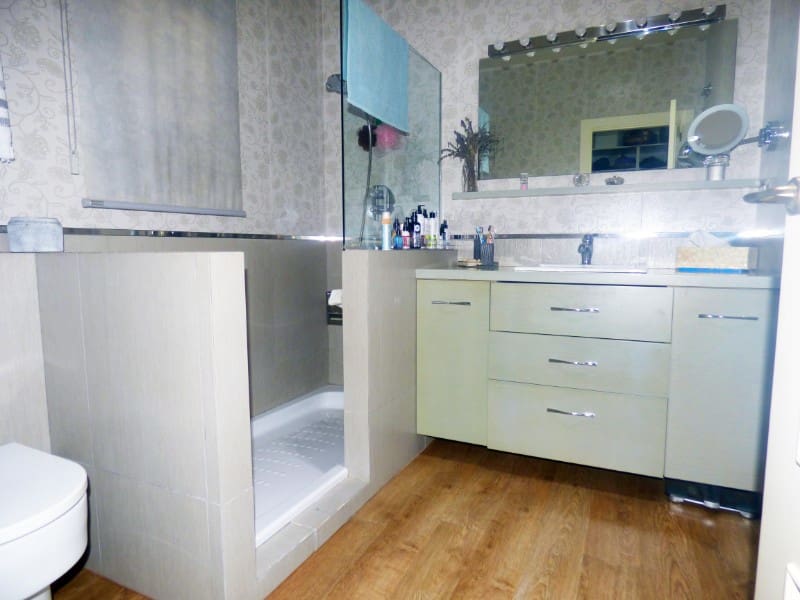 Chalet de 3 habitaciones en La Marina en venta con piscina - 495.000 € (Ref: 4919343)