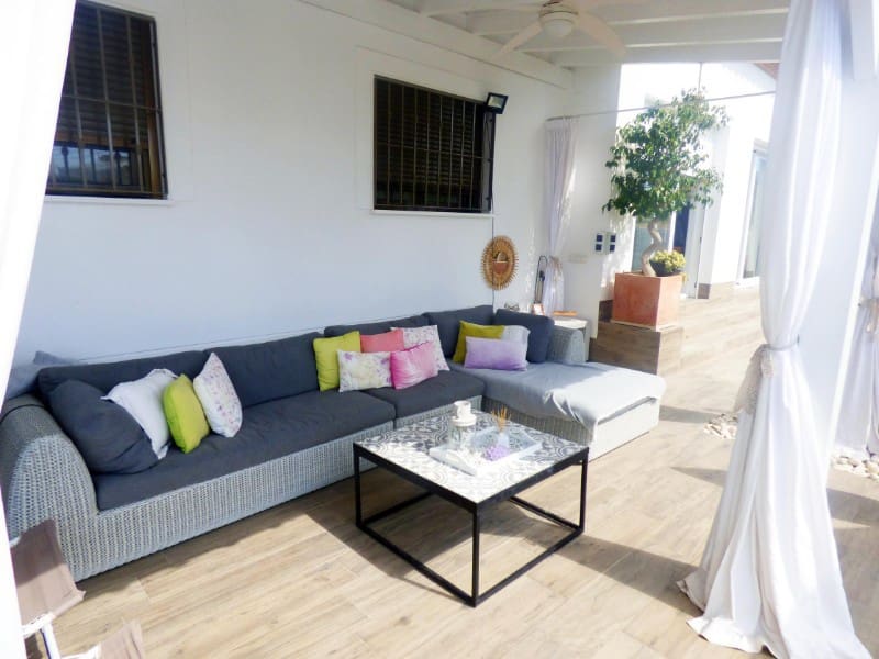 Chalet de 3 habitaciones en La Marina en venta con piscina - 495.000 € (Ref: 4919343)