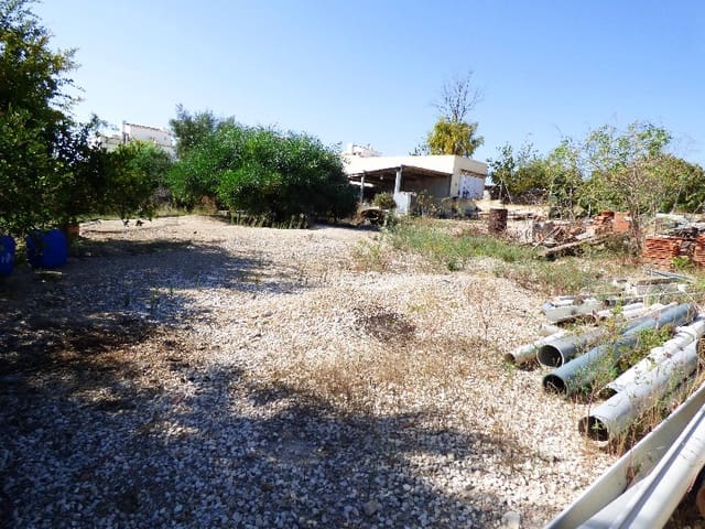 Tontti myytävänä paikassa La Marina, Elche / Elx - 200 000 € (Ref: 4947549)