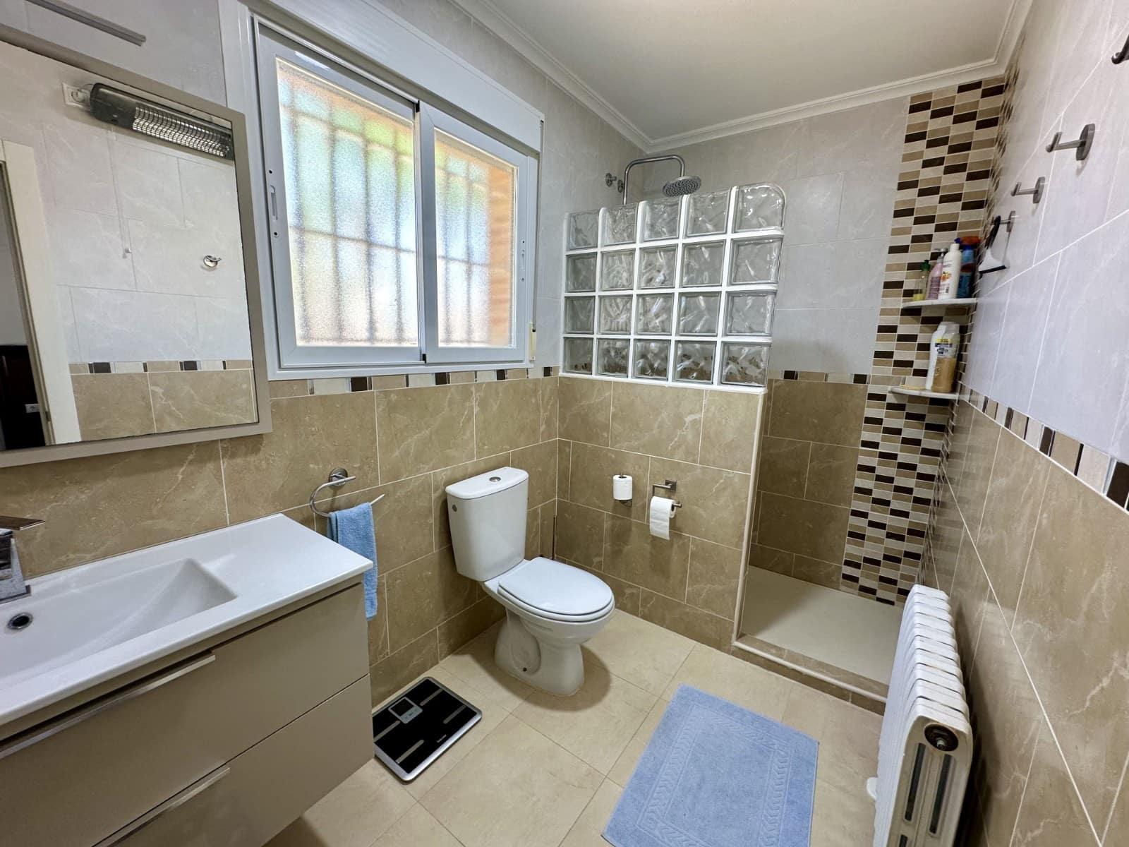 5 sypialnia Finka/Dom wiejski na sprzedaż w Catral z basenem - 700 000 € (Ref: 4947639)